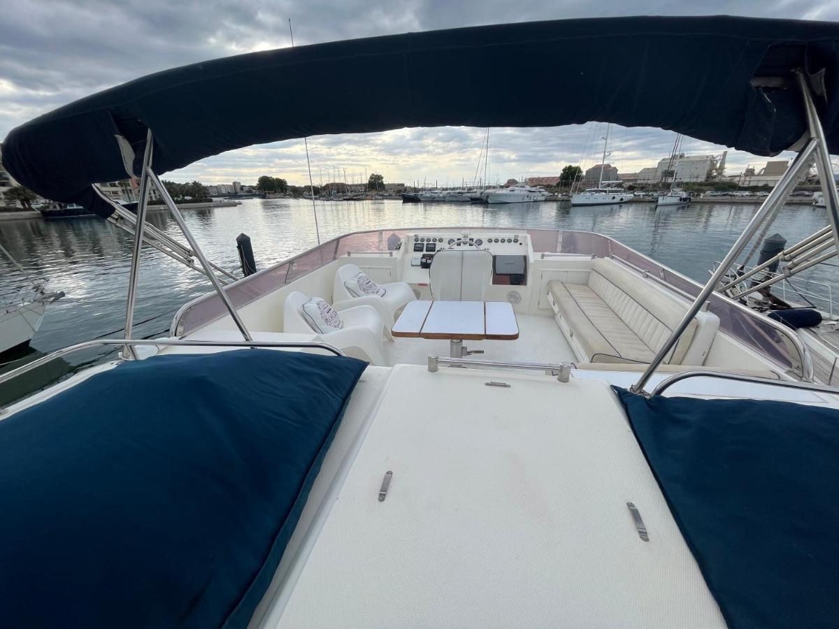 Navi Yacht A Sete, 2 A 8 Couchages, Privatif Ξενοδοχείο Εξωτερικό φωτογραφία
